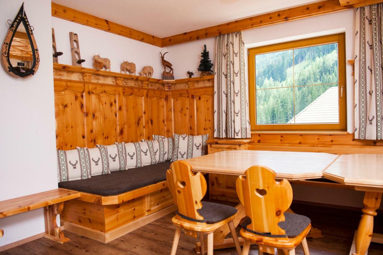 Bauernhof Entalhof Villa Финкенберг Екстериор снимка